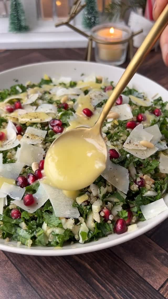 DAY 17 of the 24 DAYS OF DRESSING! Champagne Vinaigrette recipe below! Also, comment BOOK for a chance to win one of the 24 free copies of my cookbook: Salad Whisperer. 

Kale, Quinoa and Pomegranate Salad with Champagne Vinaigrette
(Serves 4 as a side)

2 cups cooked quinoa, cold
4 cups kale, chopped finely
2-3 belgian endives, diced finely
1 fennel bulb, diced finely
3/4 cup pomegranate arils 
1/3 cup shaved Parmesan
1/4 cup toasted pine nuts
Champagne Vinaigrette (recipe below)
Kosher salt
Black pepper

To prepare salad, combine the quinoa, kale, endive, fennel, pomegranate, parmesan cheese and pine nuts. Dress and season to taste.

Champagne Vinaigrette 
1 peeled garlic clove
1 1/2 tbsp honey
2 tsp Dijon mustard
4 tbsp champagne vinegar
8 tbsp extra virgin olive oil
Kosher salt 
black pepper
1-2 tbsp finely diced shallot

Place Dijon mustard, honey, garlic and vinegar in a pint sized mason jar. Using an immersion blender (you could also use a regular, top loading blender), blend until combined. While blending, slowly drizzle in the olive oil to emulsify into the dressing. Add the finely diced shallot. Season to taste.
#thesaladwhisperer #recipeadventcalendar #saladrecipes #saladrecipe #saladdressing