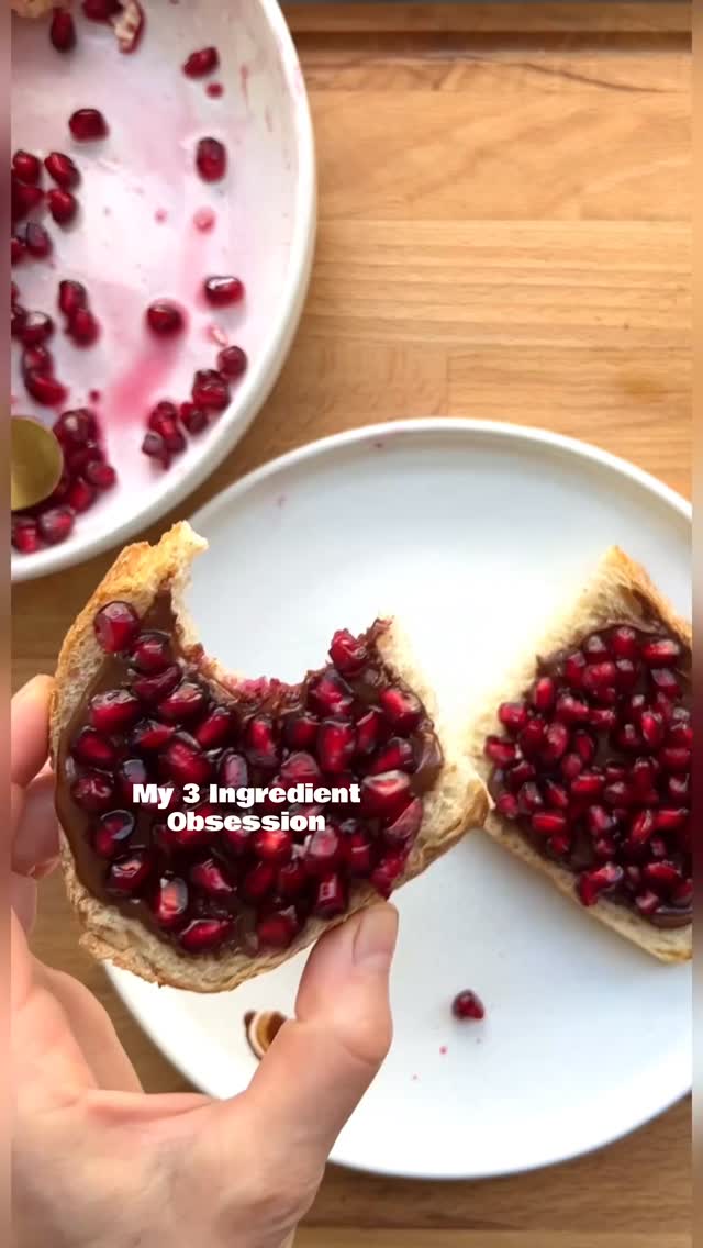 Even better when the pomegranate is straight from the fridge! #godtier #pomegranate #pomworship