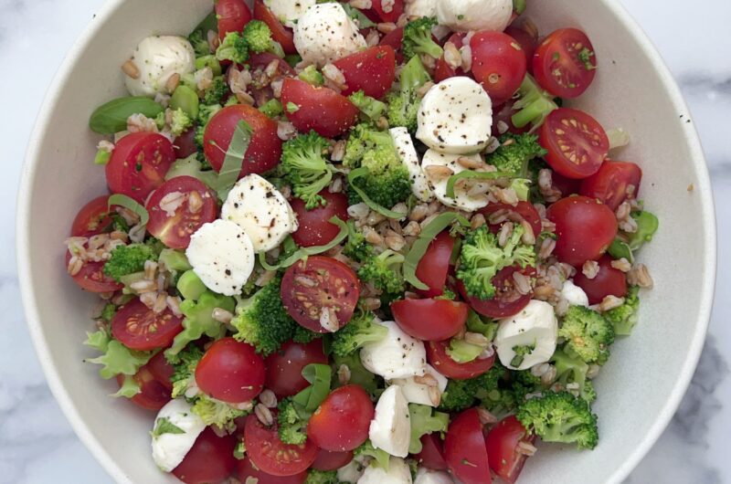 Broccoli Tomato and Fresh Mozzarella Farro Salad with Balsamic Vinaigrette